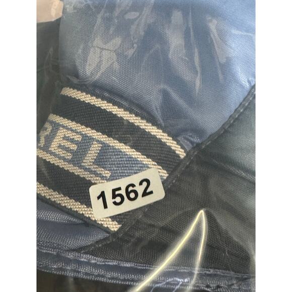 Sorel kids snow boots size 3 - Picture 7 of 7